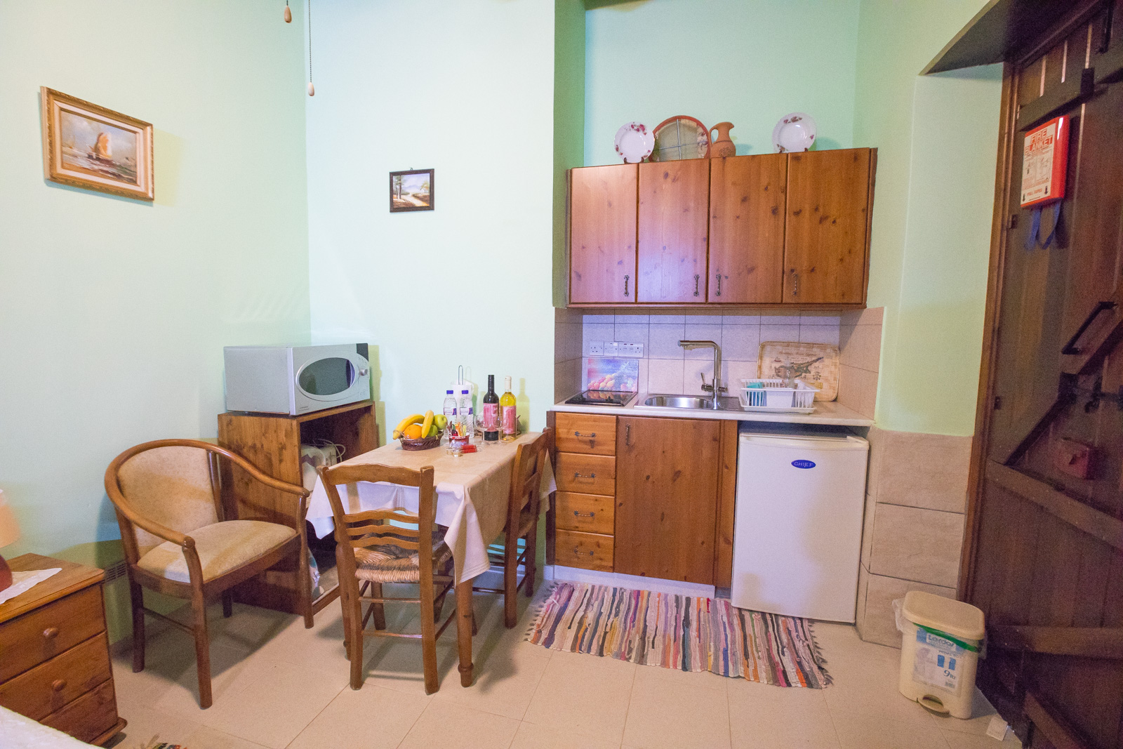 Standard Studio - Ground Floor thumbnail 7